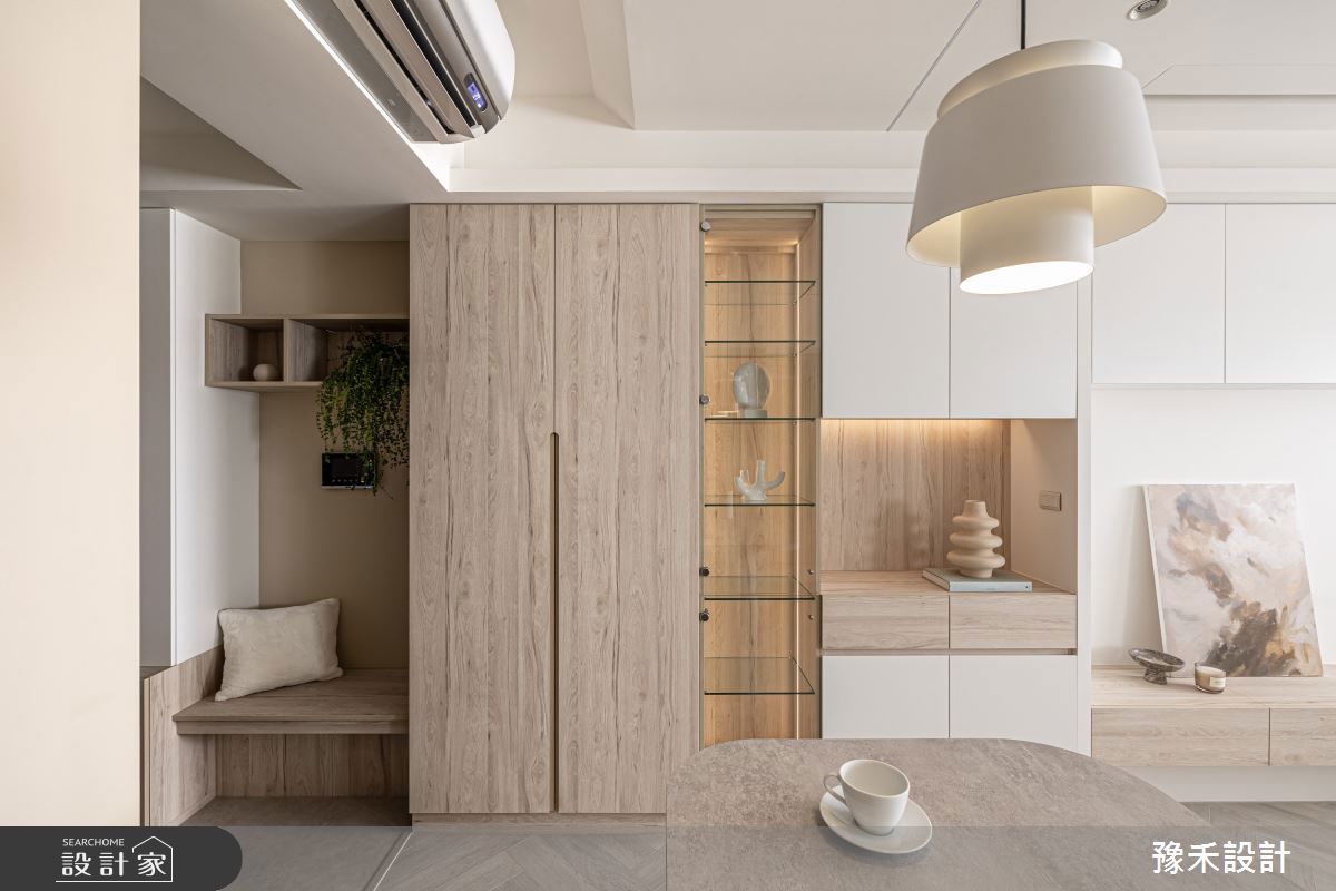 櫃體平面化設計空間感更佳