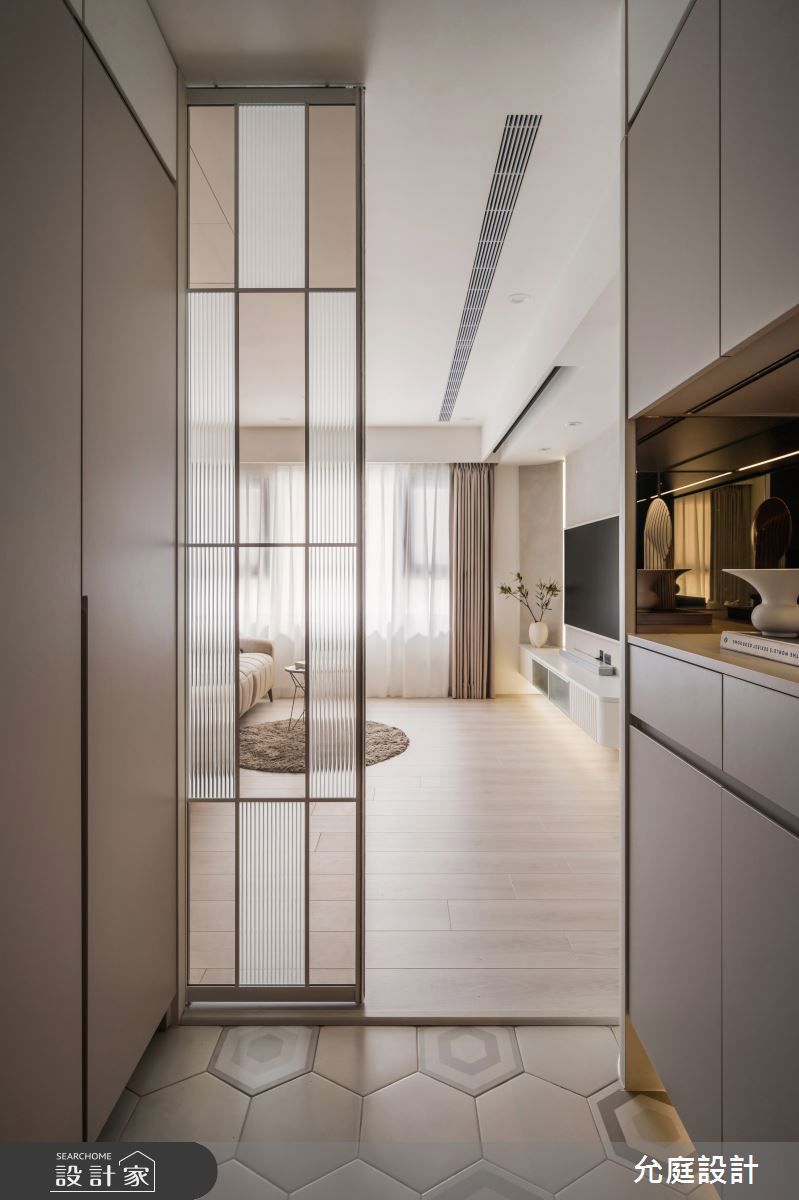 屏風黃金尺寸：約為大門2/3寬