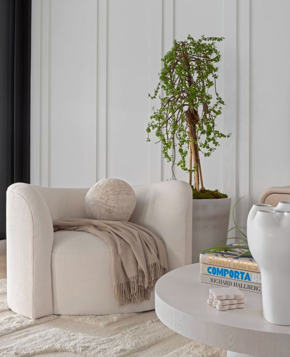 Baker-McGuire_Wave Lounge Chair_@hw.interiors圖片出處 IG hw.interiors 