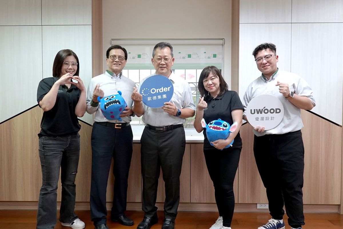 優渥設計為臺北少年觀護所打造溫馨空間，左起歐德副總經理劉妙萍、顧問黃振煥、少觀所所長簡永池、優渥協理鄭淑慧、優渥設計師林善文。