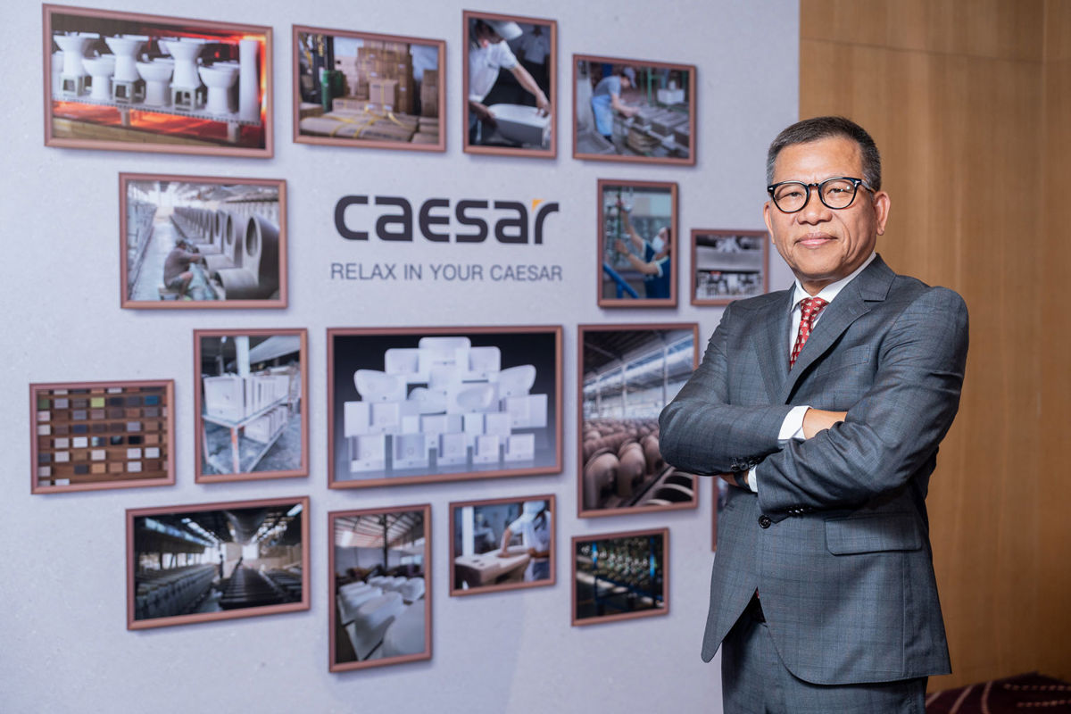 凱撒衛浴董事長蕭俊祥回顧品牌歷程。