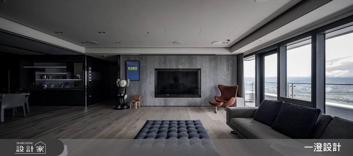 Egg Chair 是 Arne Jacobsen 設計,其名稱來自於它獨特的橢圓形、有機外殼,猶如一顆半孵化的蛋。