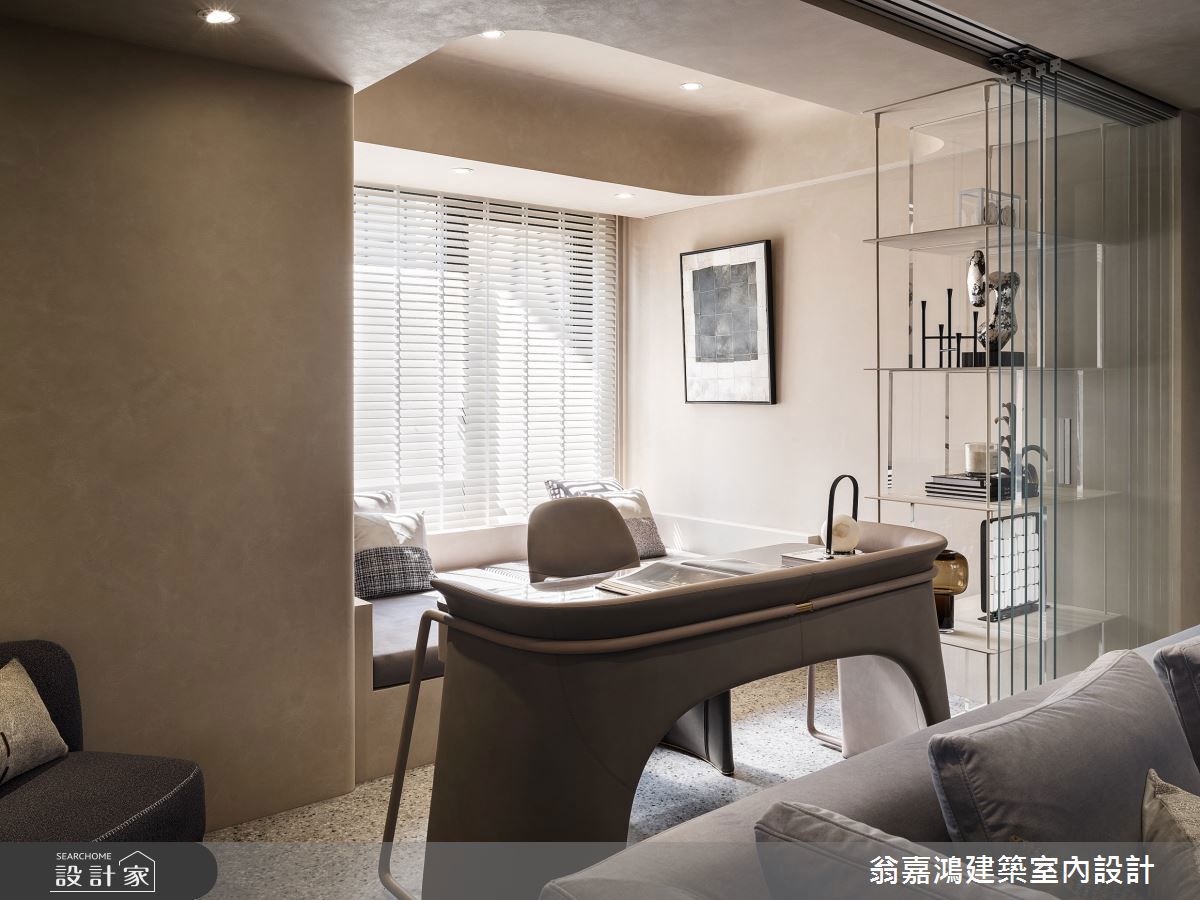 翁嘉鴻,黑白灰19