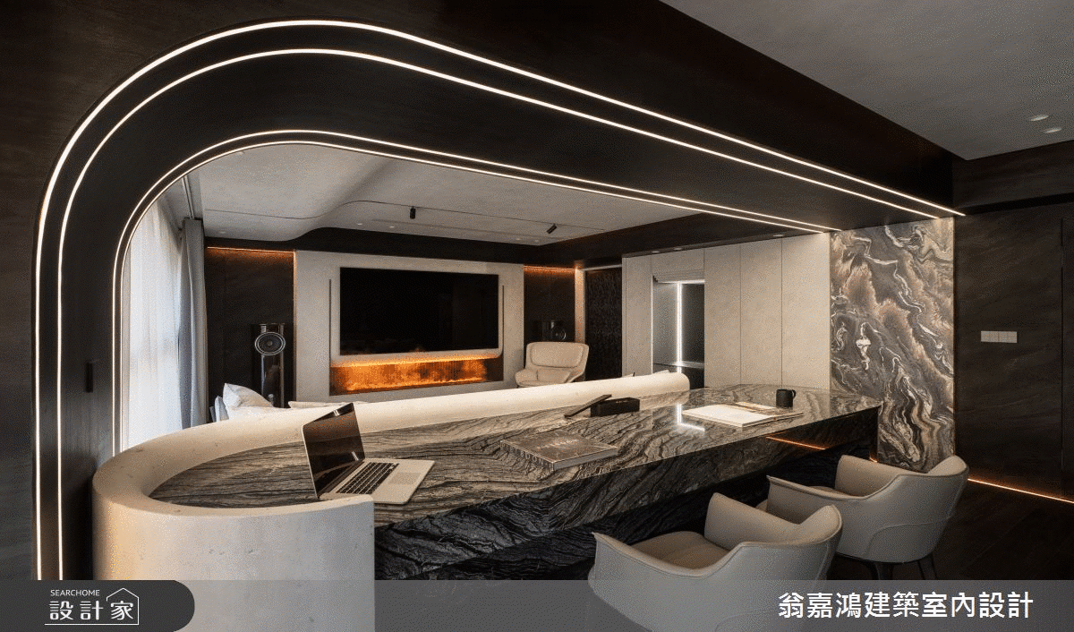 翁嘉鴻,黑白灰40