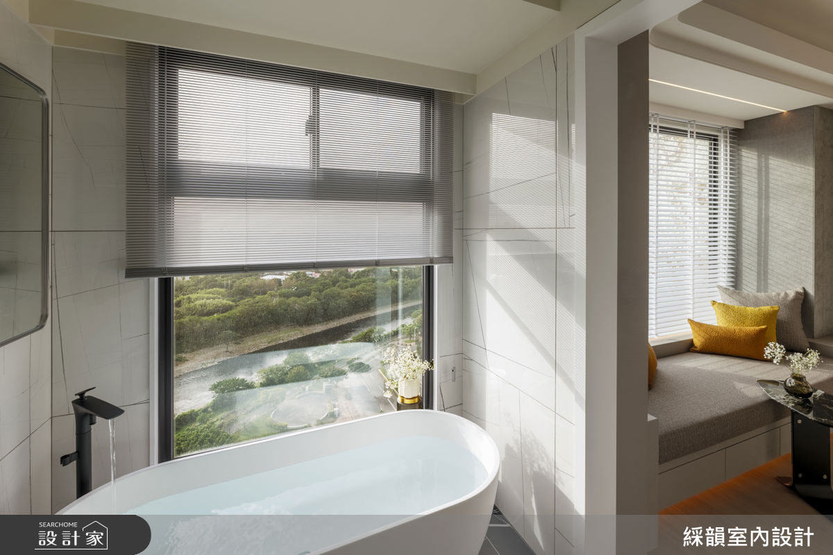 私領域的房間延續現代輕奢風格，並以飯店式套房設計規劃。