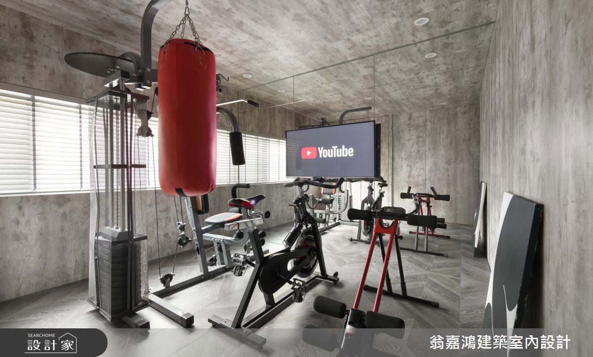 看完整豪宅健身房設計