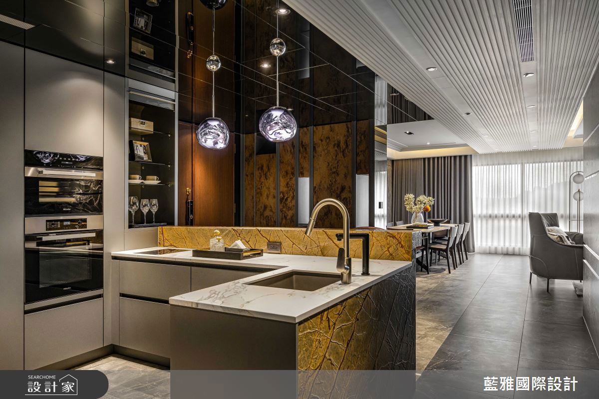 看更多豪宅餐廚設計美圖