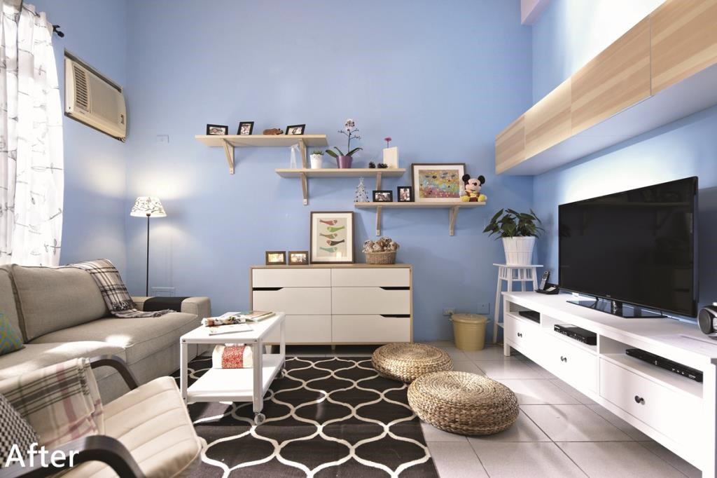搭配家具家飾:KIVIK 三人座沙發、HEMNES 電視櫃、BESTÅ 附門儲物組合、MANDAL 抽屜櫃、PS 2012 咖啡桌、EIVOR KVIST 抱枕、STOCKHOLM平織地毯、EIVOR 窗簾、HERMINE 萬用毯、相框。 搭配家具家飾:KIVIK 三人座沙發、HEMNES 電視櫃、BESTÅ 附門儲物組合、MANDAL 抽屜櫃、PS 2012 咖啡桌、EIVOR KVIST 抱枕、STOCKHOLM平織地毯、EIVOR 窗簾、HERMINE 萬用毯、相框。