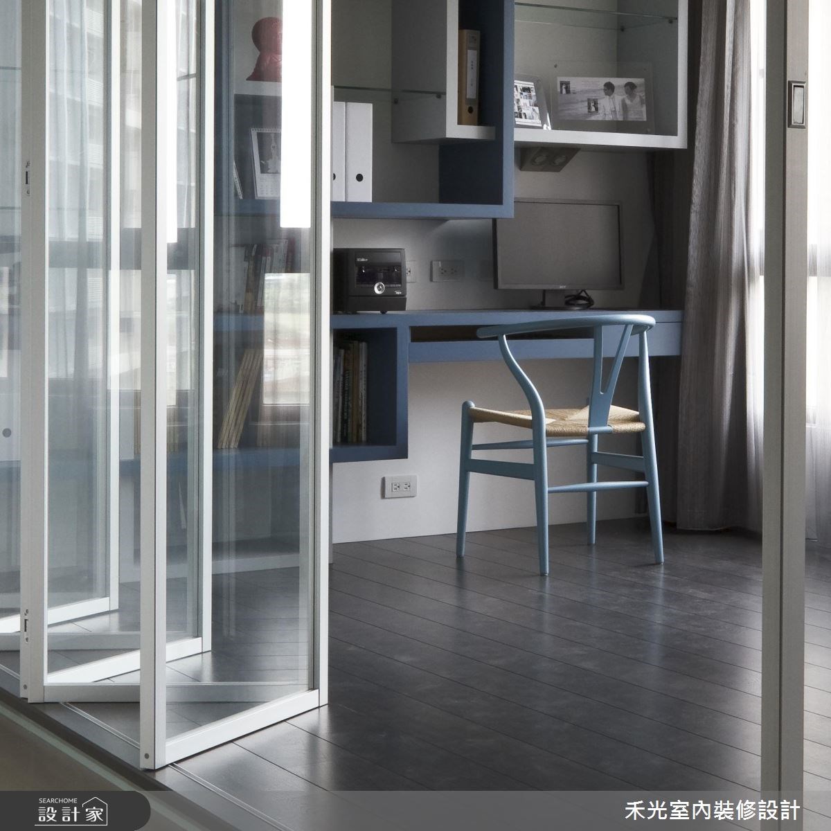 誰說純白才打造出輕盈通透的居住空間,位於新北市淡水