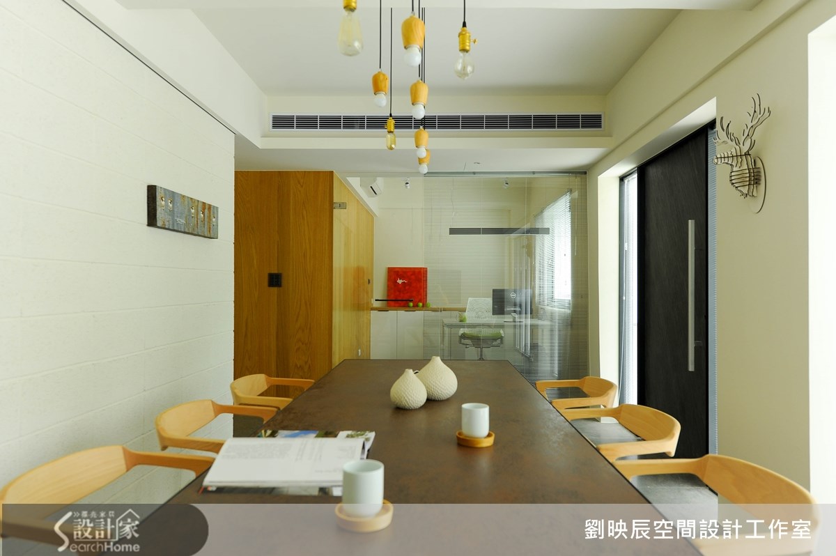 隱身於台中市南區 30 年老舊國宅社區裡的一樓公寓,原