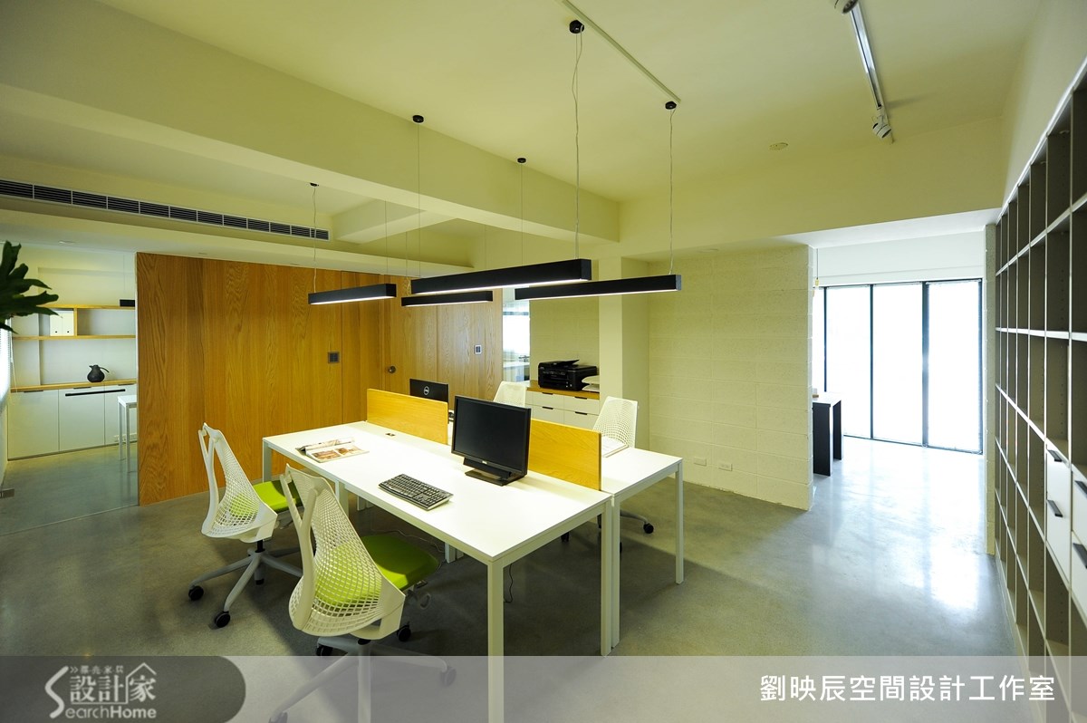 隱身於台中市南區 30 年老舊國宅社區裡的一樓公寓,原
