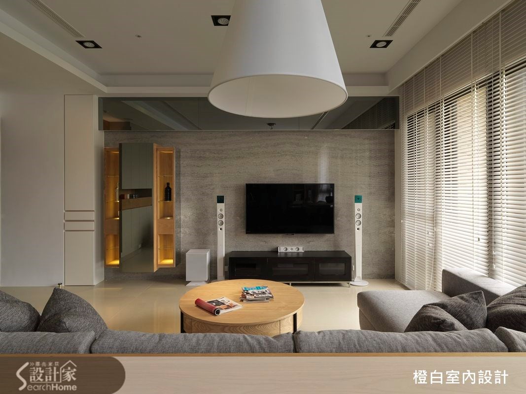 即將退休的屋主夫婦、與兒子共同生活,喜歡簡單空間、