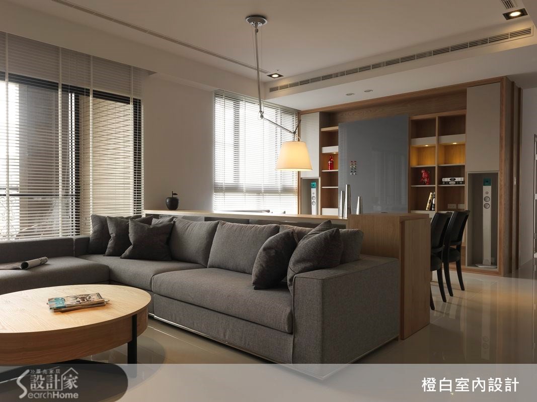 即將退休的屋主夫婦、與兒子共同生活,喜歡簡單空間、
