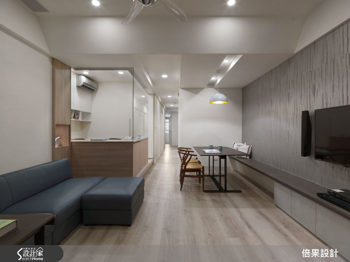 位於新北市瑞芳區的 21 坪老屋,經過設計師設計改建後