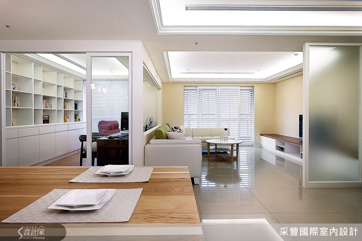 以屋主的需求與居住情境為設計前提,注重機能與設計細