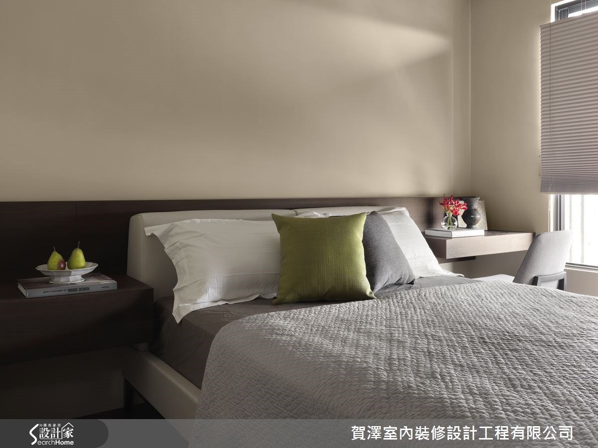 個性爽朗的女屋主,本身任職於公司行號的管理階層,穿