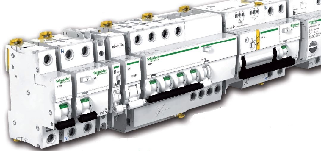 Schneider electric автоматические. Эл.щит на Schneider Electric acti 9. Модульные автоматические выключатели Schneider Electric. Линейка Шнайдер низковольтное оборудование. Модульные автоматы Шнайдер.