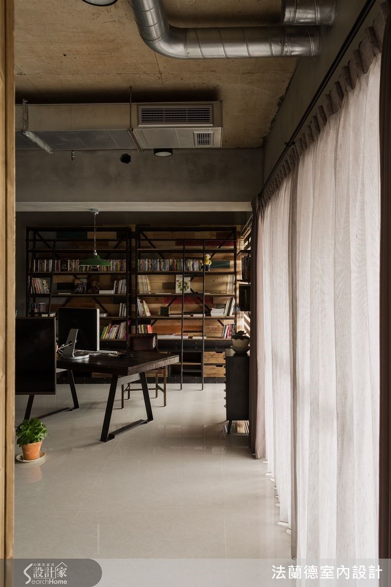 本案為半毛胚的新屋,因此在隔間沒有更動的狀況下,法