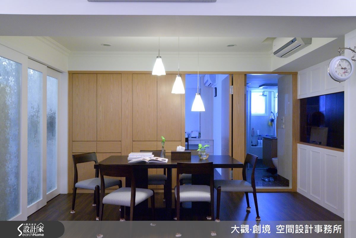 淡水 45 坪的居家空間裡,家族成員為 2 大 3 小,設計