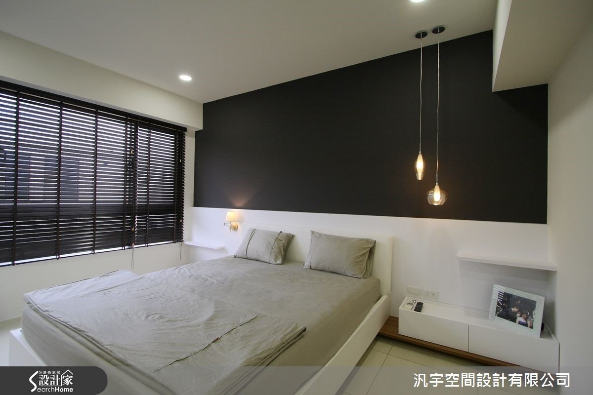 位於新竹縣竹北地區的 77 坪透天別墅,設計師以自然感