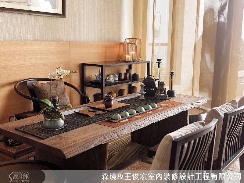 軟裝佈置,對空間影響甚鉅,對岸精裝的高樓層現代宅邸