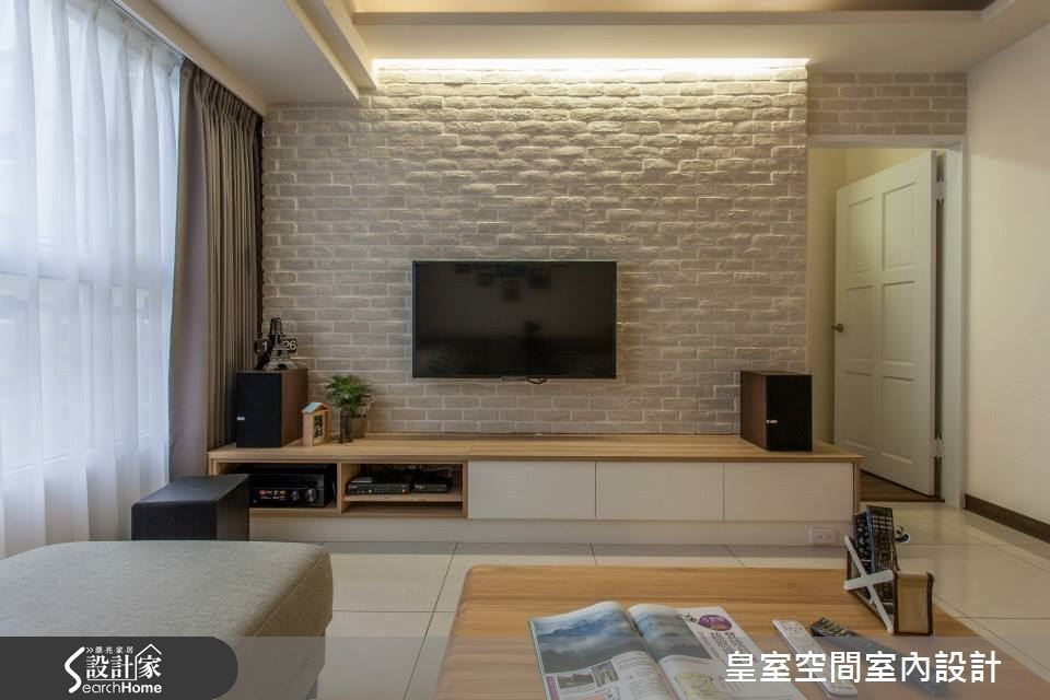 今天小編要介紹的是位於新竹市一間 25 坪兩房一廳的新