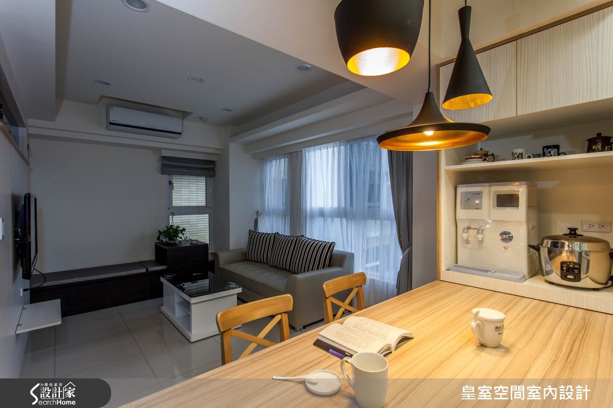 今天要分享的案例位於新竹市,屋主兩人購買下 25 坪空
