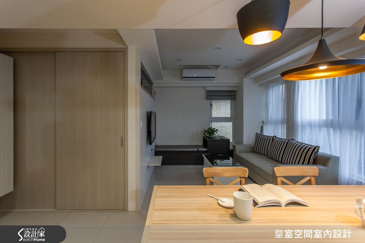 今天要分享的案例位於新竹市,屋主兩人購買下 25 坪空