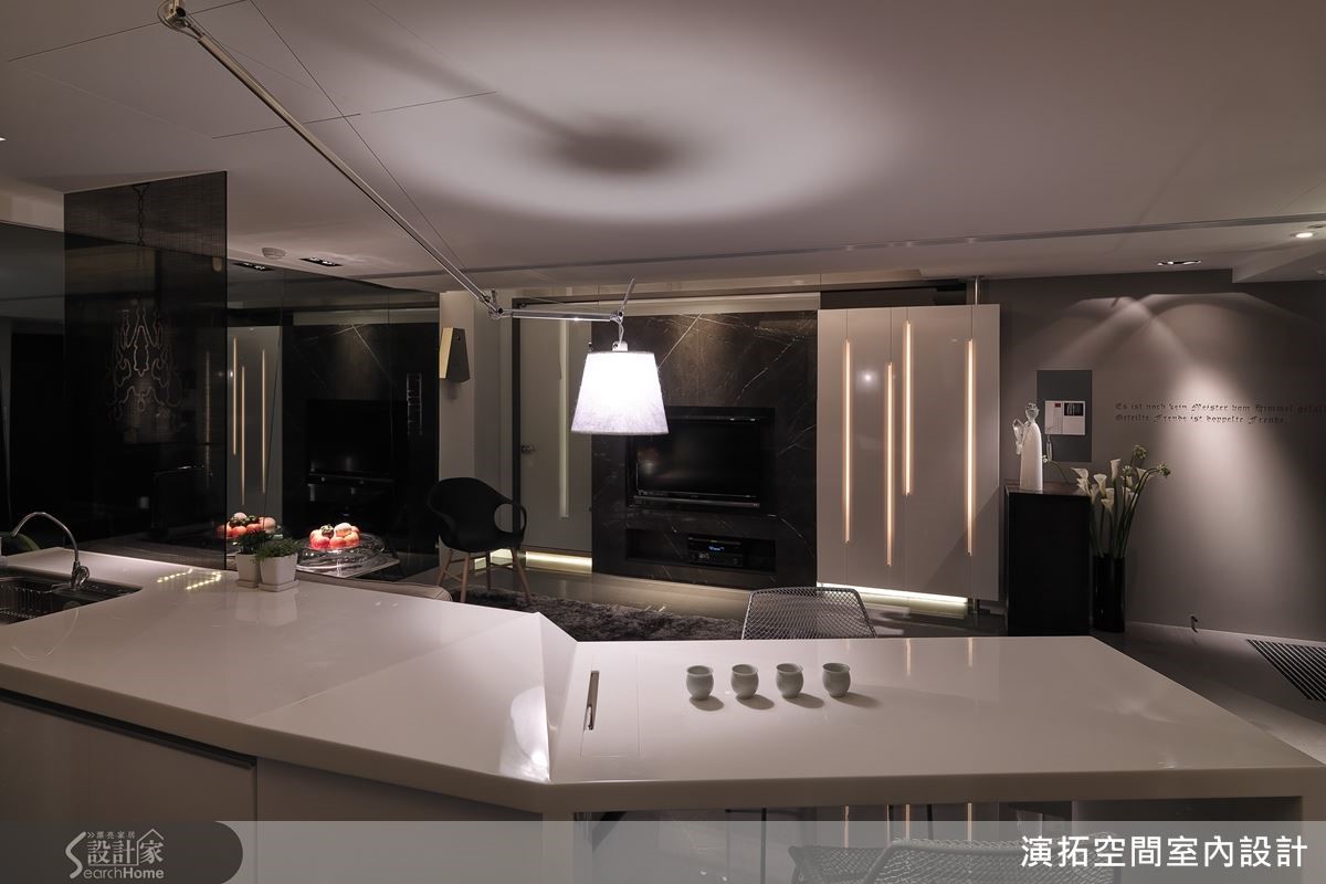 好不容易買了房,但空間坪數就這麼大,既想要大客廳、