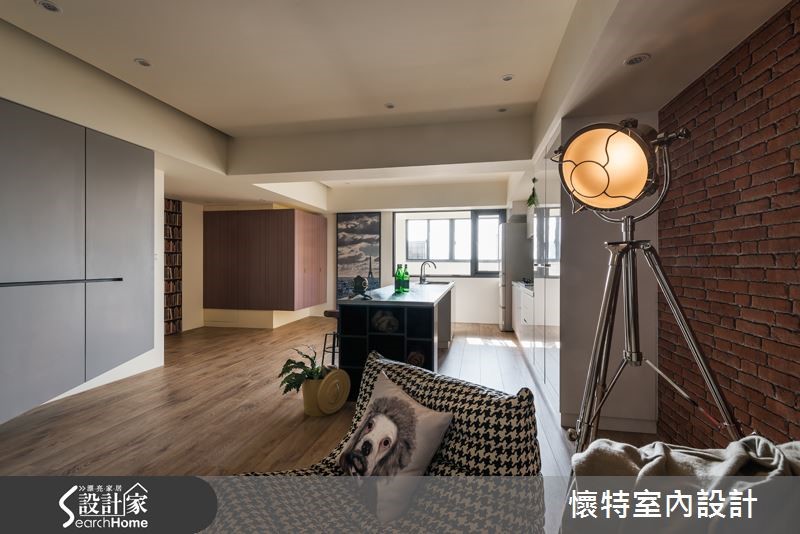 我們今天來到位在台中市區這間 35 坪的現代風居家空間
