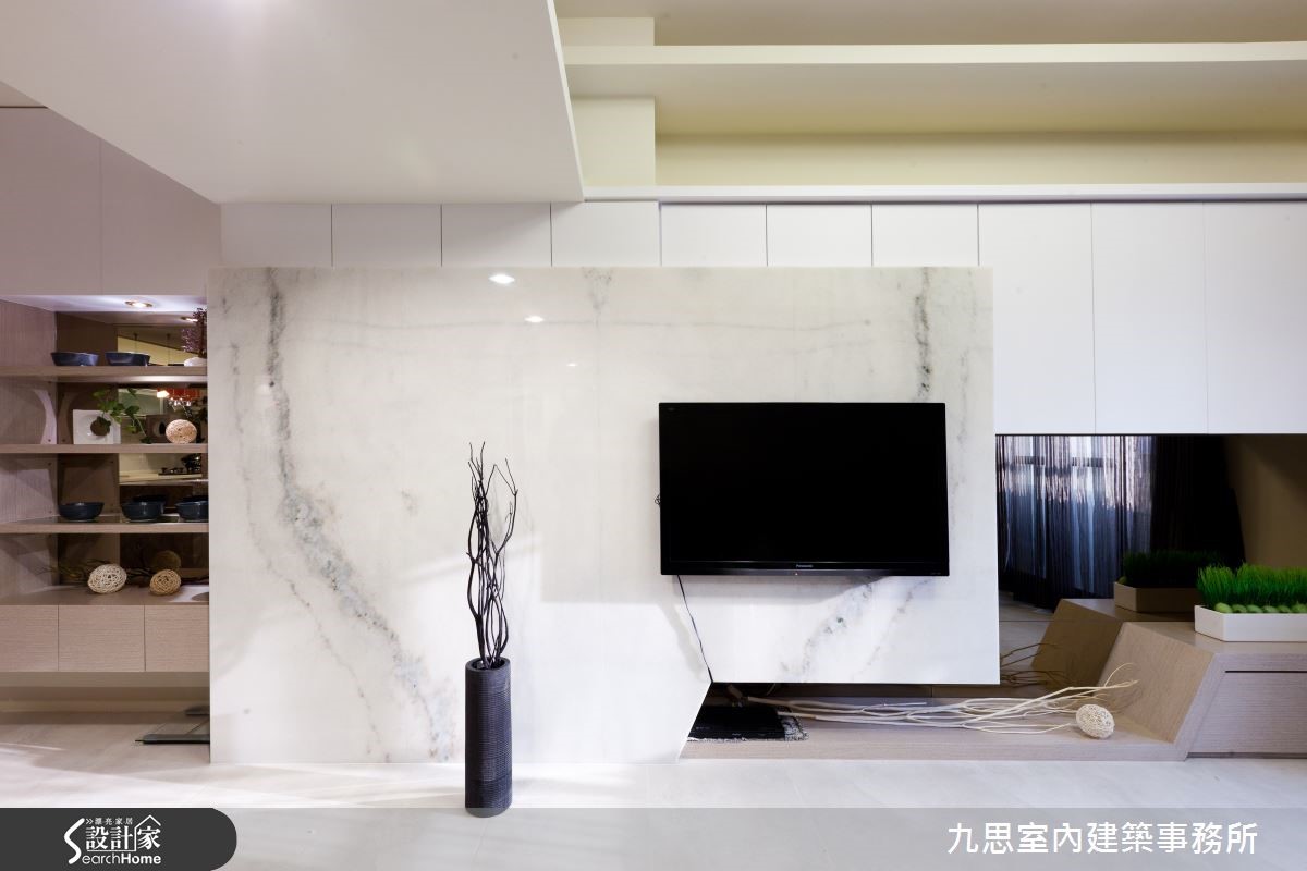 陳年老屋常帶給人室內採光不優;動線、格局規劃不佳等