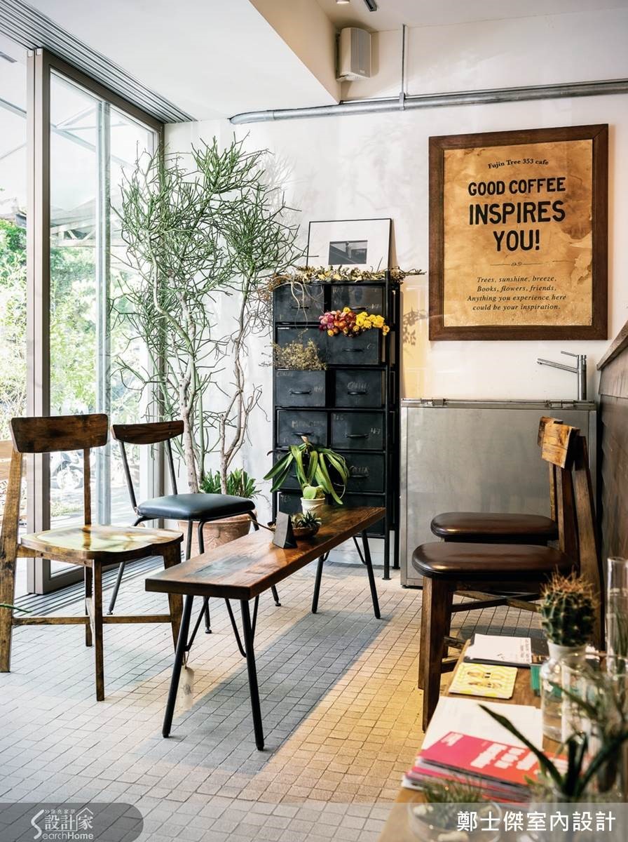 「 Fujin Tree 353 Cafe 」座落於台北市民生社區綠樹