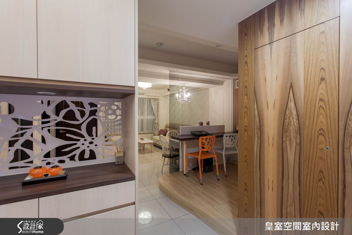 座落於新竹市一間 30 坪 2 房 1 廳的新成屋,是屋主夫