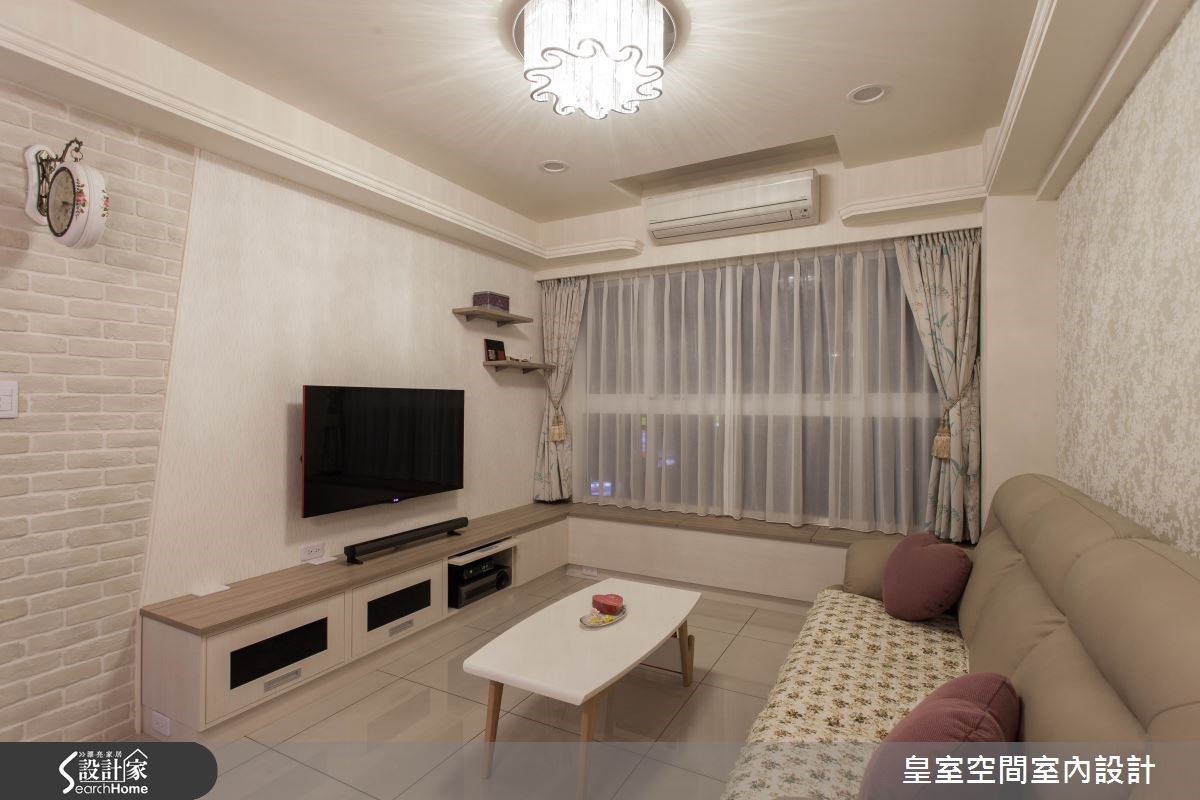 座落於新竹市一間 30 坪 2 房 1 廳的新成屋,是屋主夫