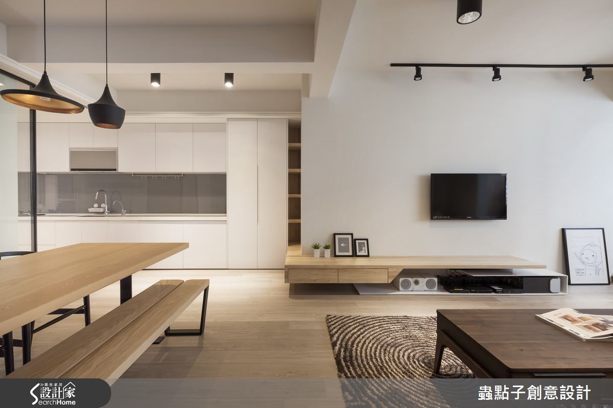 本屋案位於新北市板橋區,空間坪數 28 坪,屬於老屋翻
