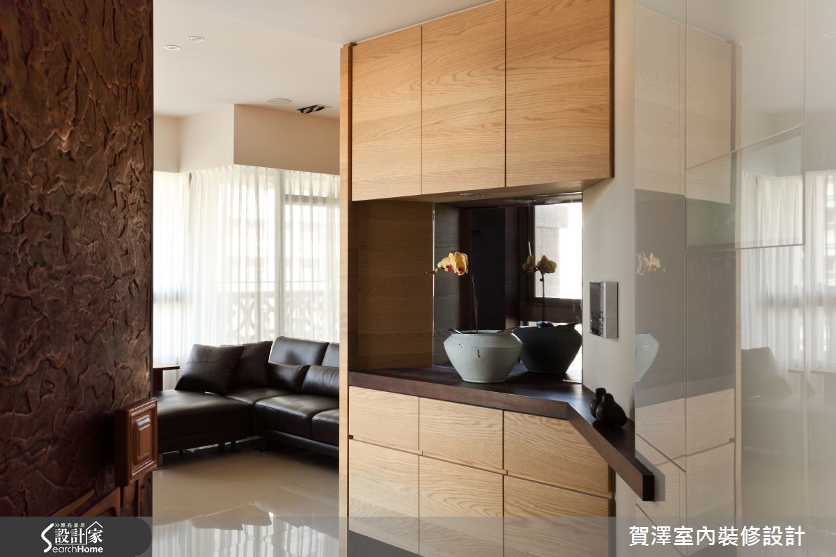 新竹的 35 坪現代宅,住著一對開朗、親切的屋主夫妻,