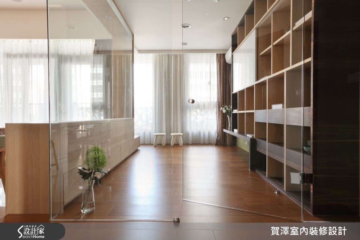 新竹的 35 坪現代宅,住著一對開朗、親切的屋主夫妻,