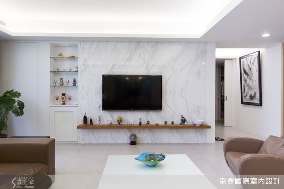 自地自建的新成屋,滿載著事業有成的夫妻檔既好客又想