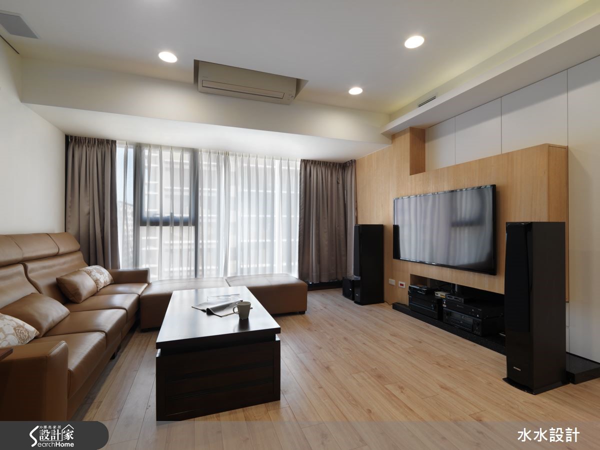 位於新北市新莊的 35 坪居家,屋主夫妻為教職人員,一