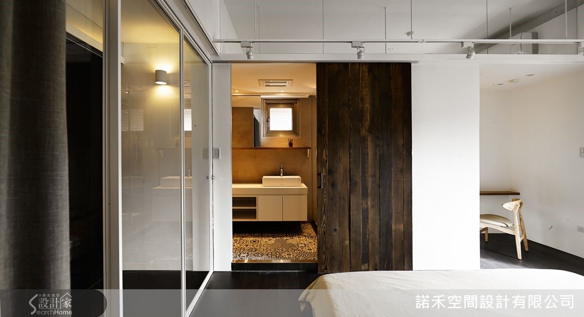 在翁梓富設計師的思維之下,原先的住宅格局被重新拆解