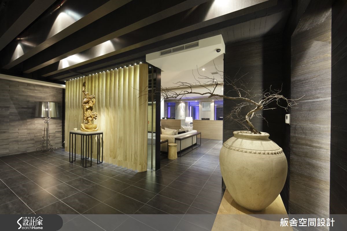 企業會館不像一般辦公空間,其目的以私人招待為主,除