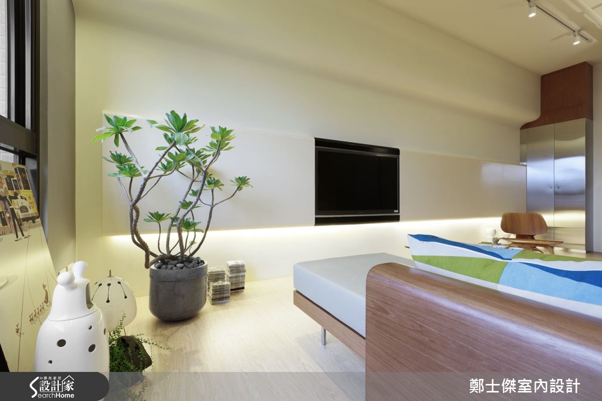一個人住最大的樂趣即是可以隨心所欲,在設計裝潢上亦