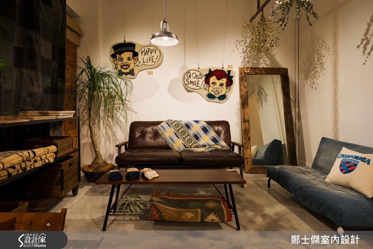 誰說一定要在整齊排滿各式各樣家具的店裡挑家具?答案