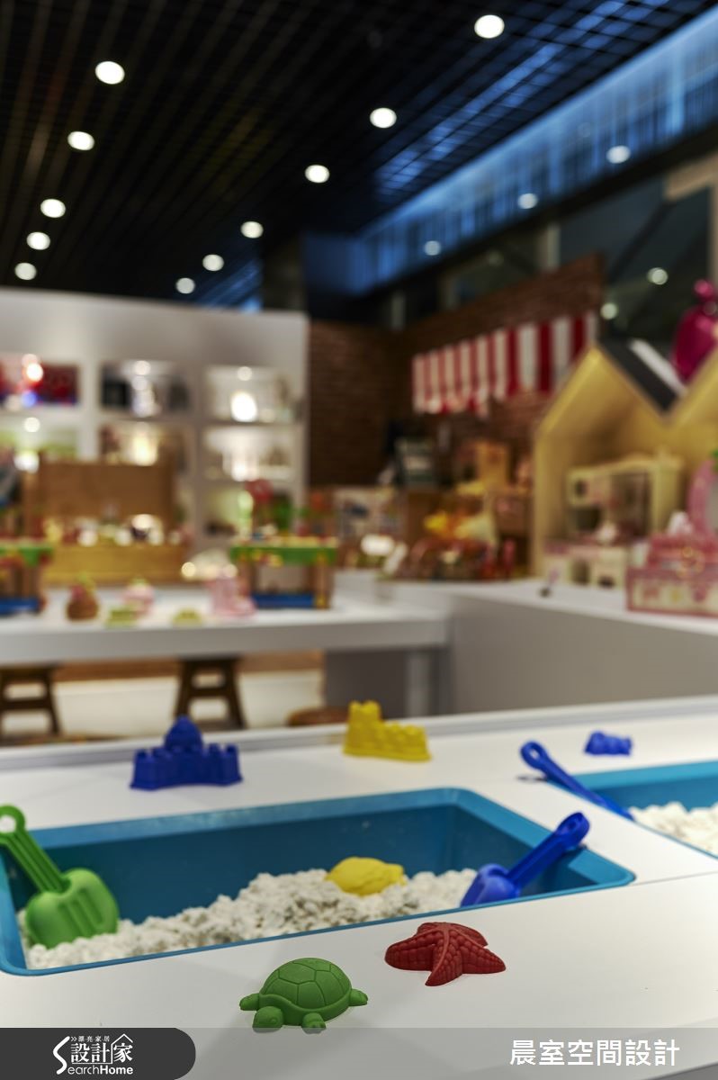 位於台北市中山區的「Carycreative」幼兒產品專賣店,