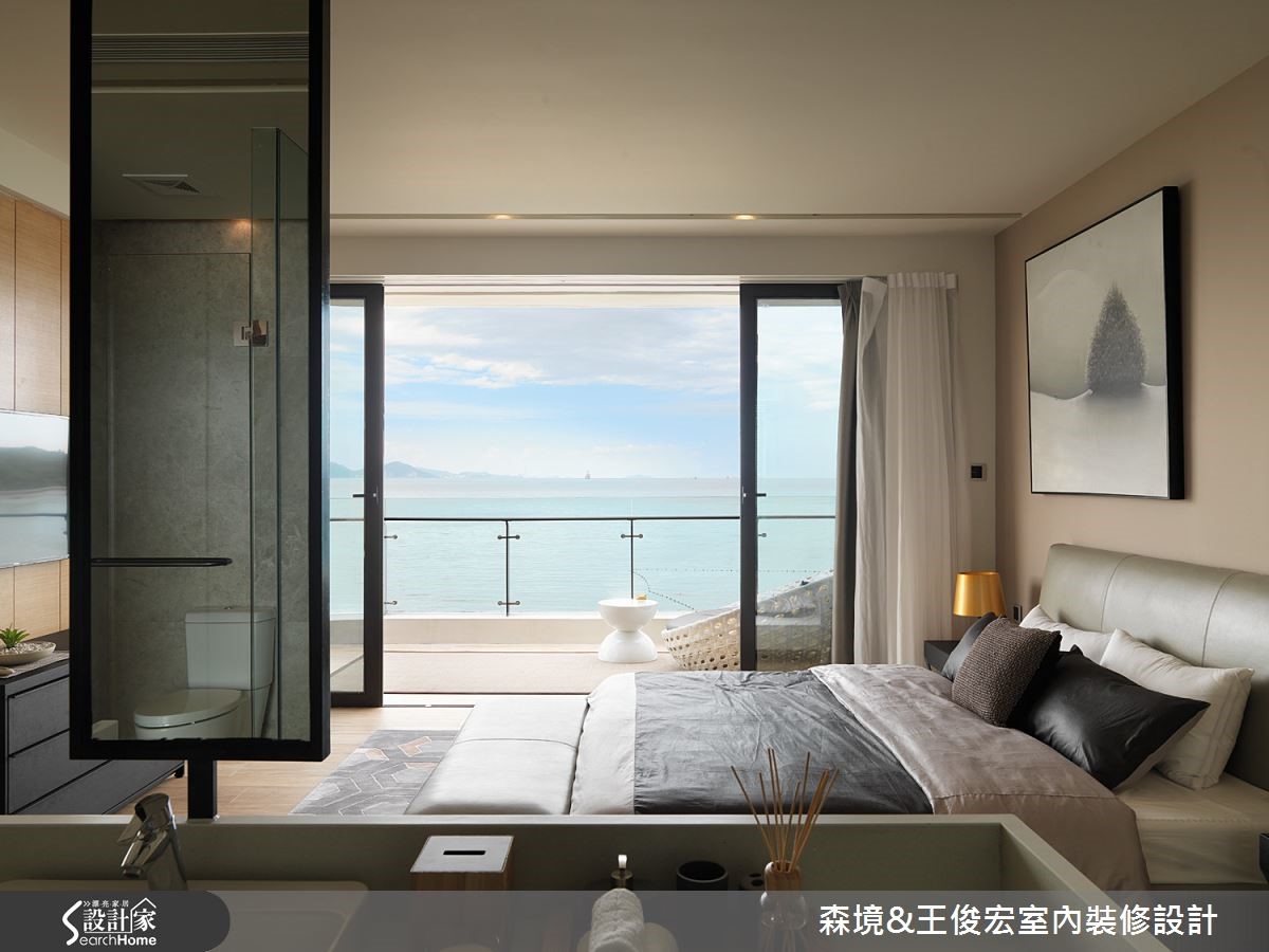 孝親房,以平坦地坪守護安全,以淺褐色與木皮相攜,降低明度彩度,以戶外景色為主,讓身處臥室也如徜徉大海般,沁涼舒適。 孝親房,以平坦地坪守護安全,以淺褐色與木皮相攜,降低明度彩度,以戶外景色為主,讓身處臥室也如徜徉大海般,沁涼舒適。
