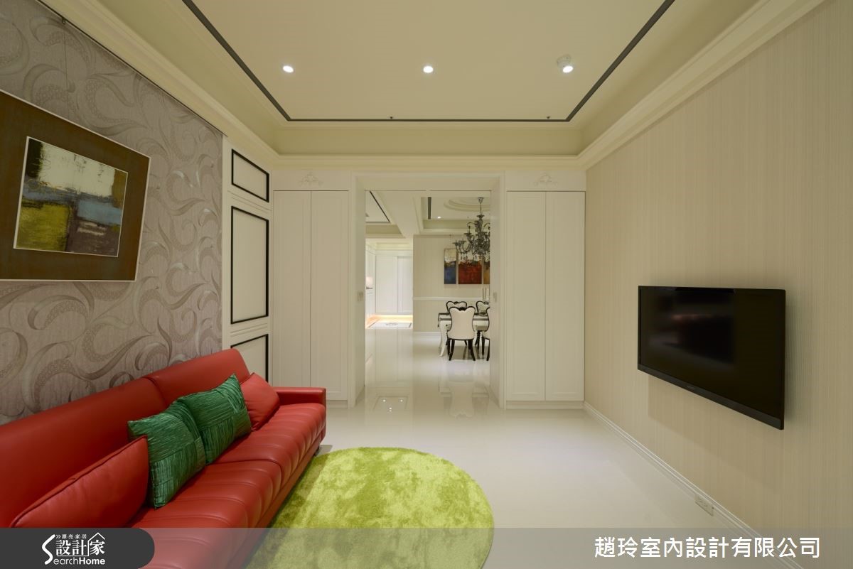 藉由拱門的造型設計,不只讓空間華美高雅、更有歐風氣勢,同時達到公私領域分明的目的。 藉由拱門的造型設計,不只讓空間華美高雅、更有歐風氣勢,同時達到公私領域分明的目的。