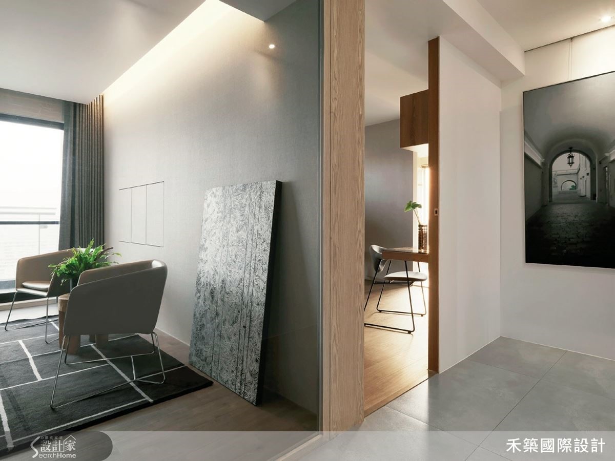 一家五口居住的複層毛胚屋,從格局動線安排開始,就經
