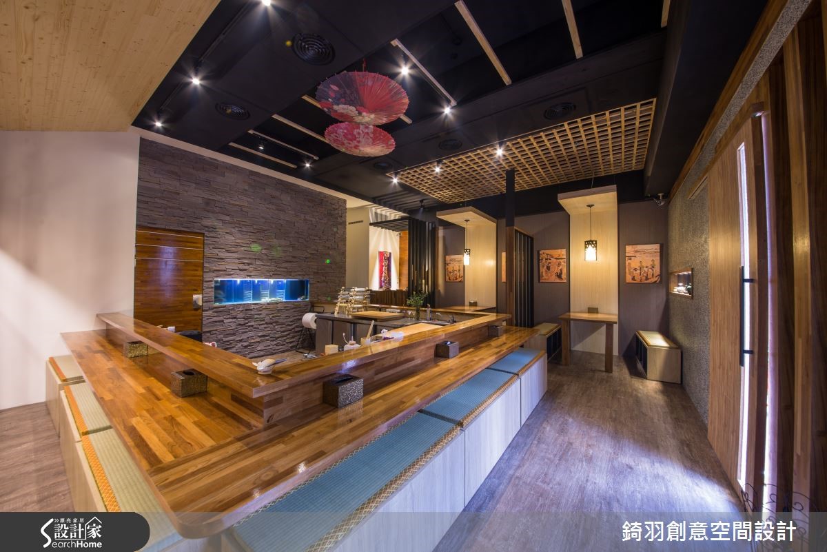 位於桃園市、原為美髮店的 15 年老屋,搖身一變成為濃