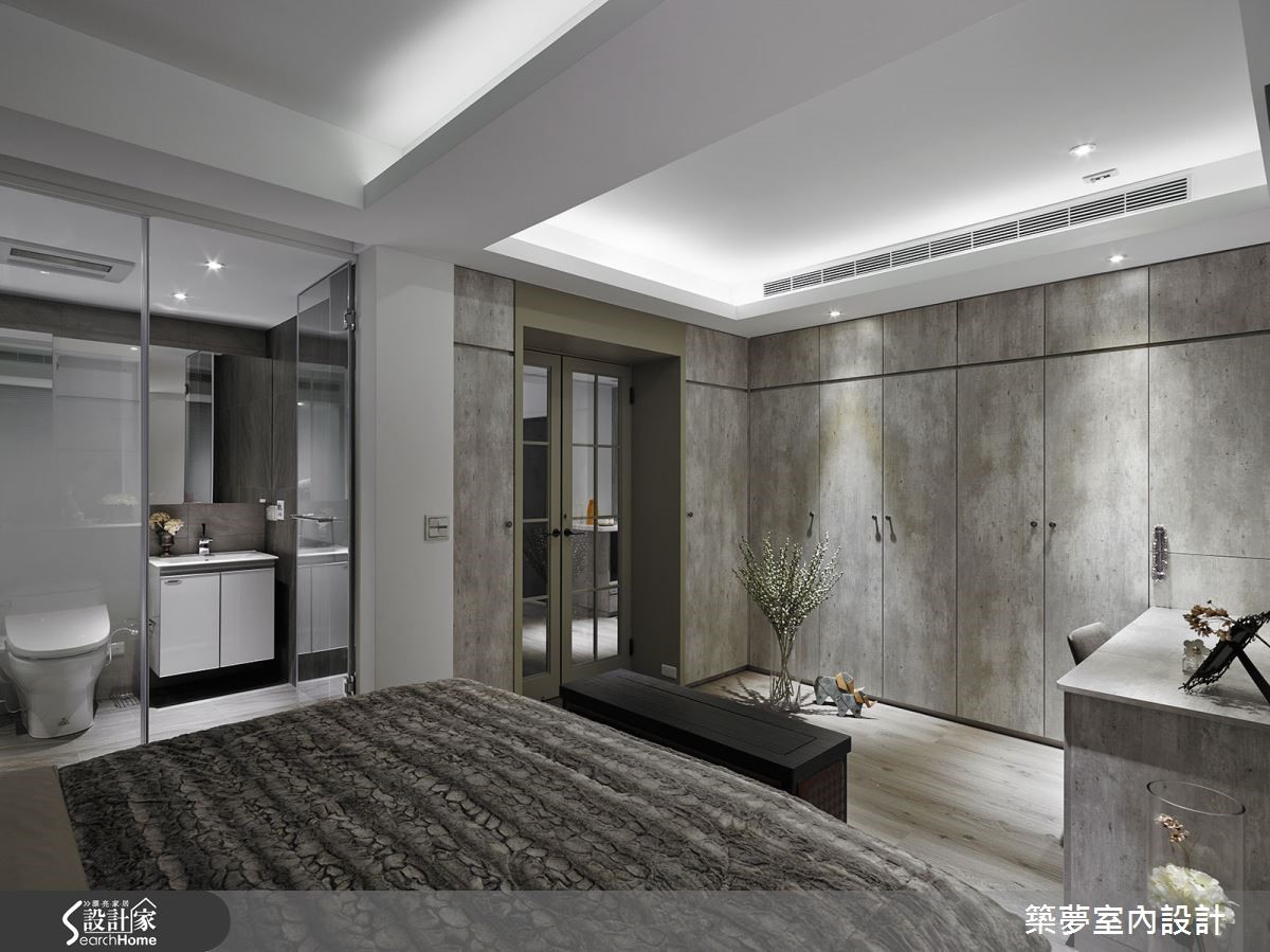 新婚生活,講究契合度。台北市的 25 坪老屋,是一對年