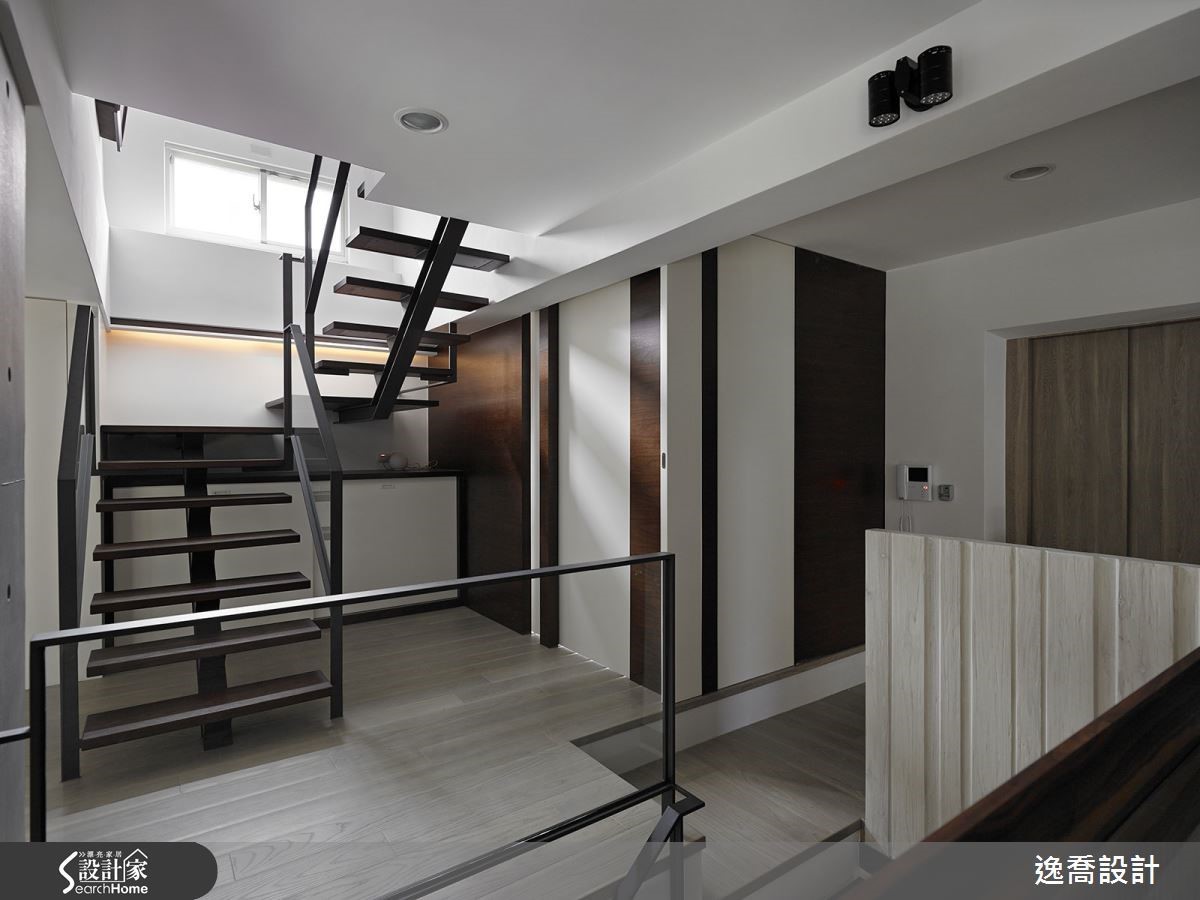 生長在宜蘭羅東的屋主,成年後因工作離開家鄉,如今事
